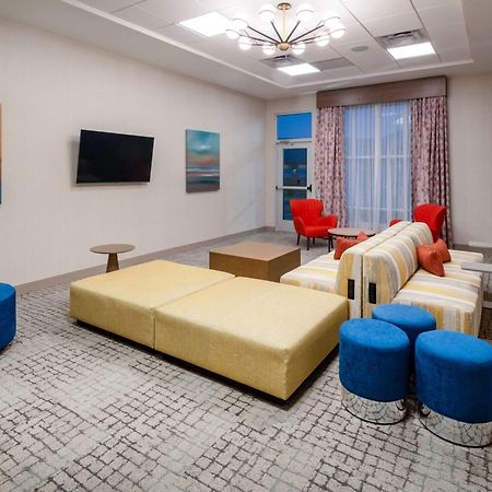 Hilton Garden Inn Brunswick Buitenkant foto