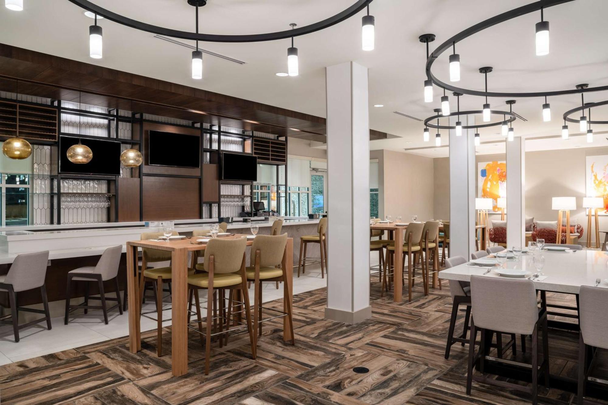 Hilton Garden Inn Brunswick Buitenkant foto