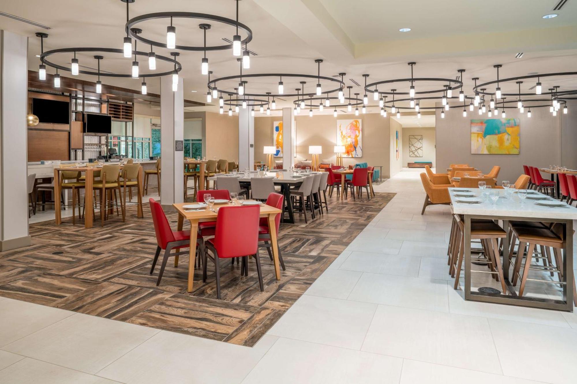 Hilton Garden Inn Brunswick Buitenkant foto