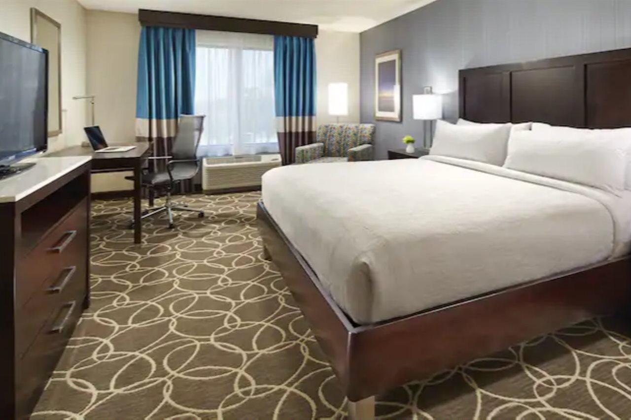 Hilton Garden Inn Brunswick Buitenkant foto